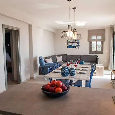 New Blue With Private Pool At Trapezaki