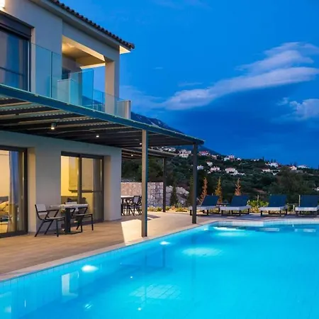 New Blue With Private Pool At Trapezaki فيلة Afrato
