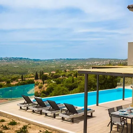 فيلة New Blue With Private Pool At Trapezaki Afrato